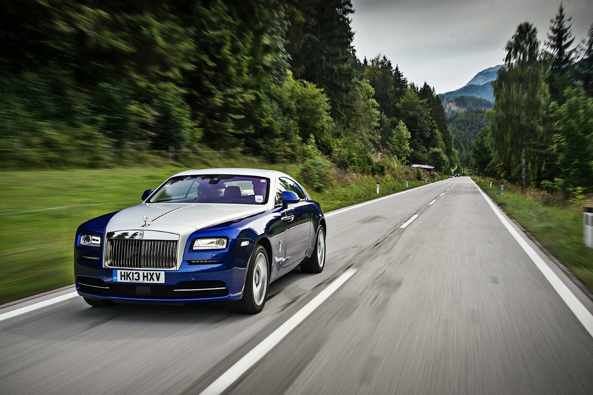 Rolls-Royce Wraith photo 34