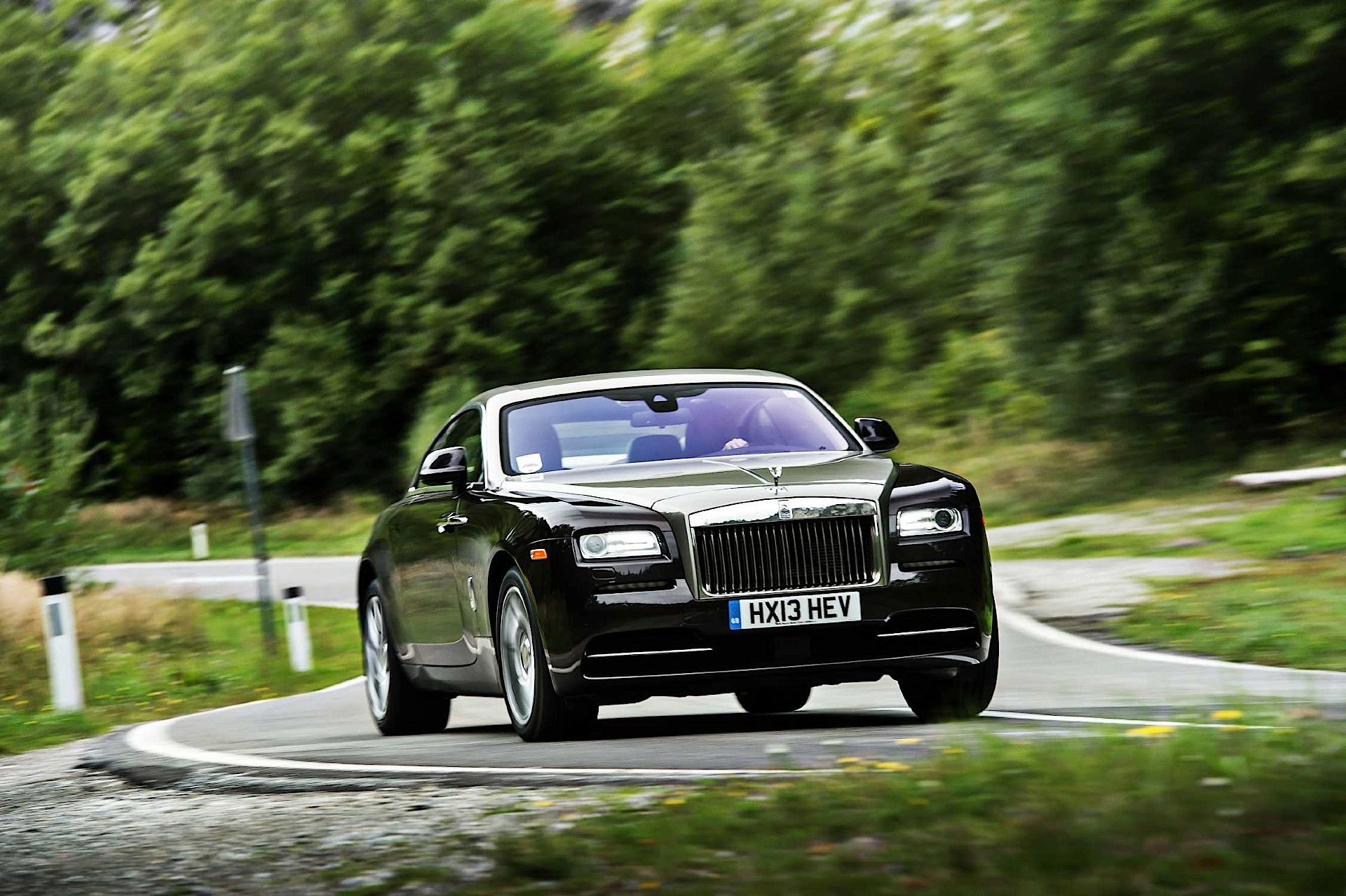 Rolls-Royce Wraith photo 37