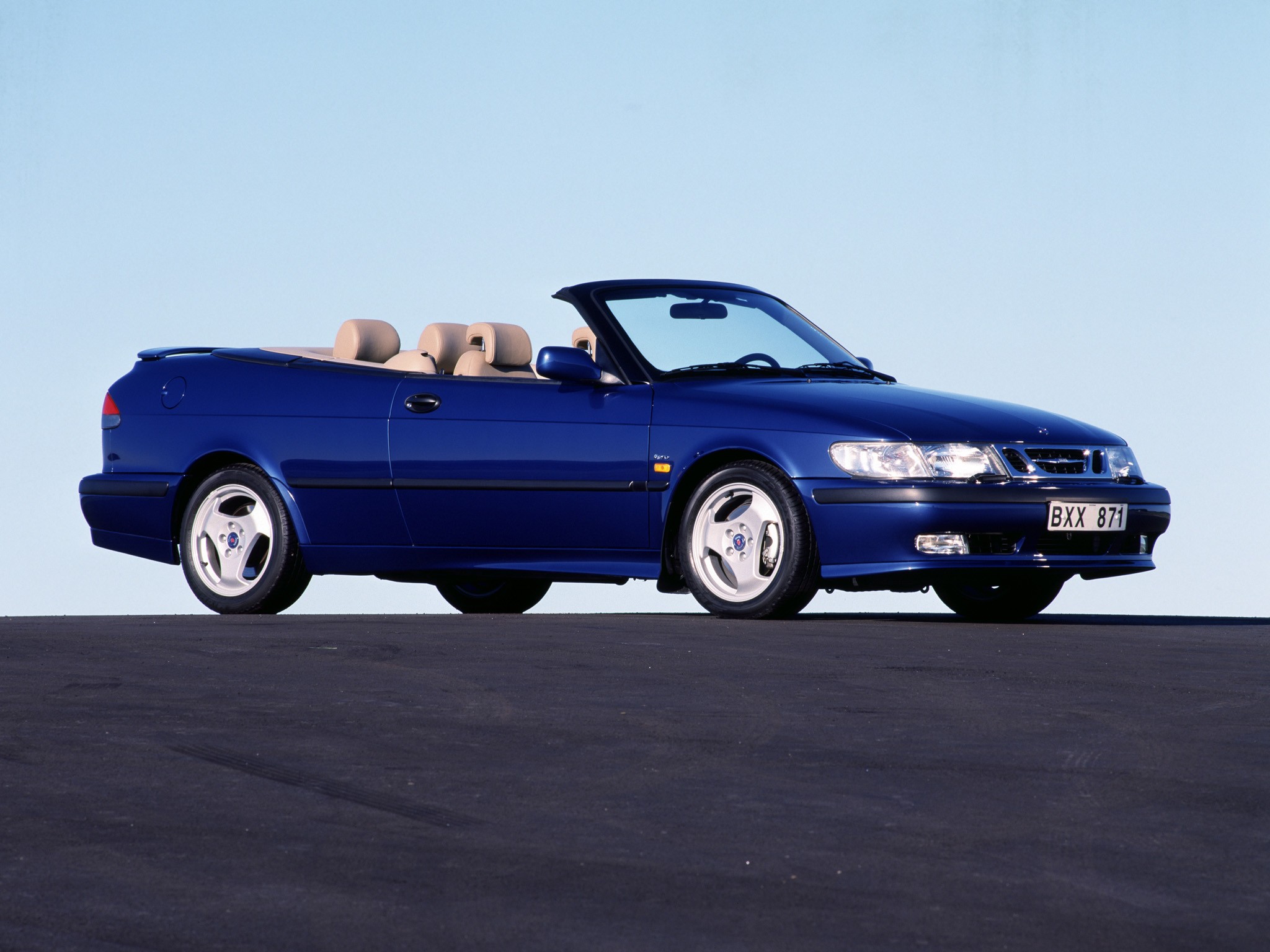 Saab 9-3 Convertible photo 10