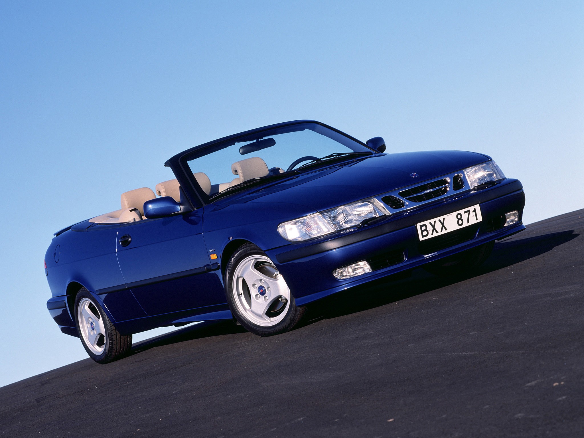 Saab 9-3 Convertible photo 13