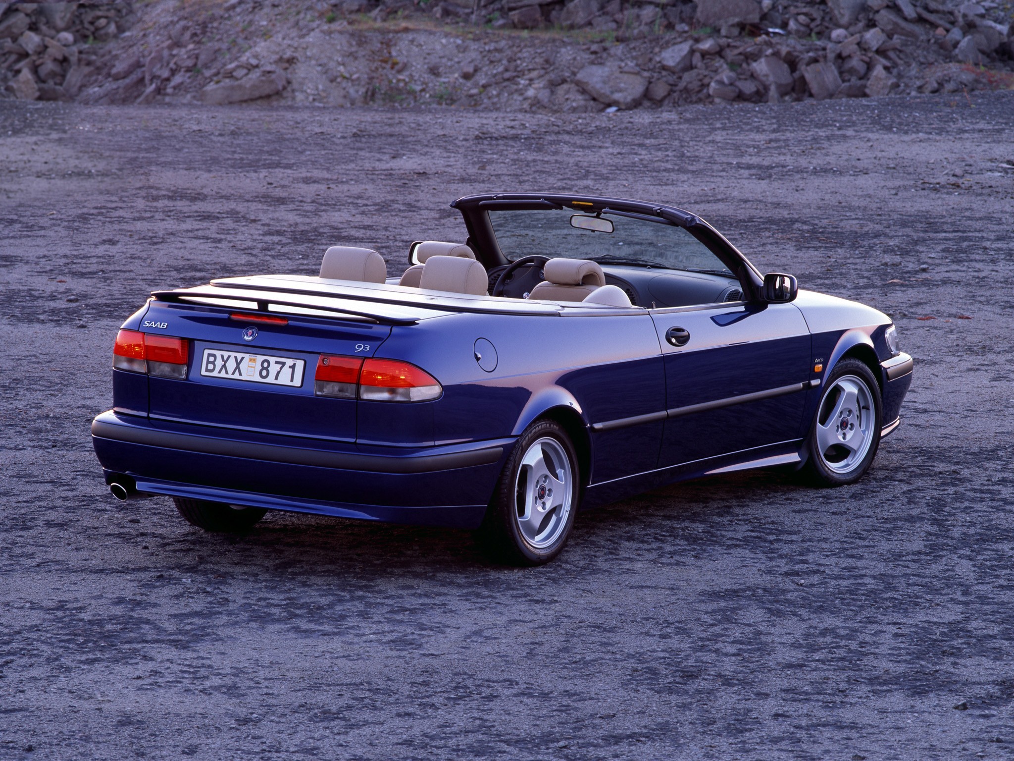 Saab 9-3 Convertible photo 15