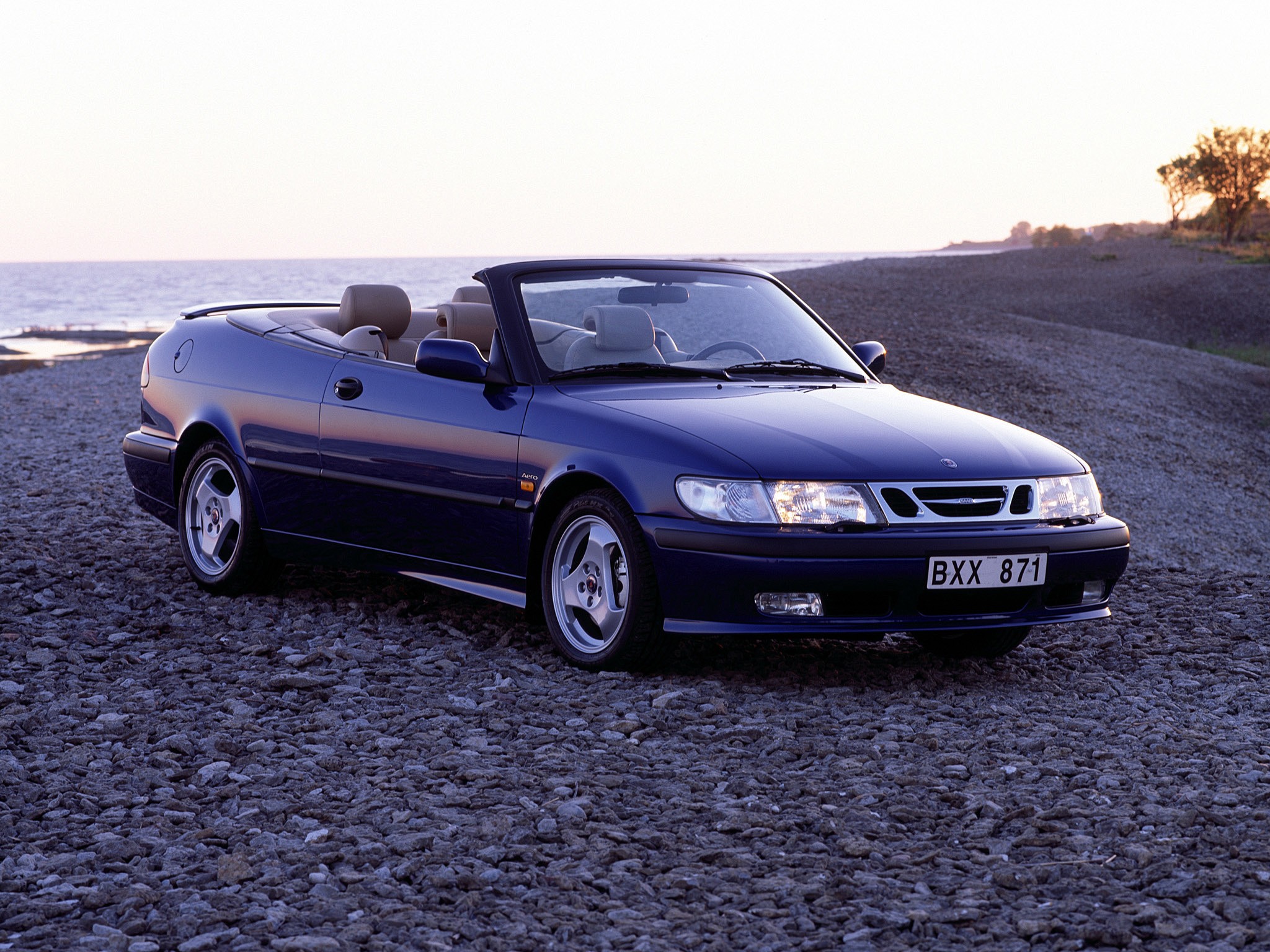 Saab 9-3 Convertible photo 16
