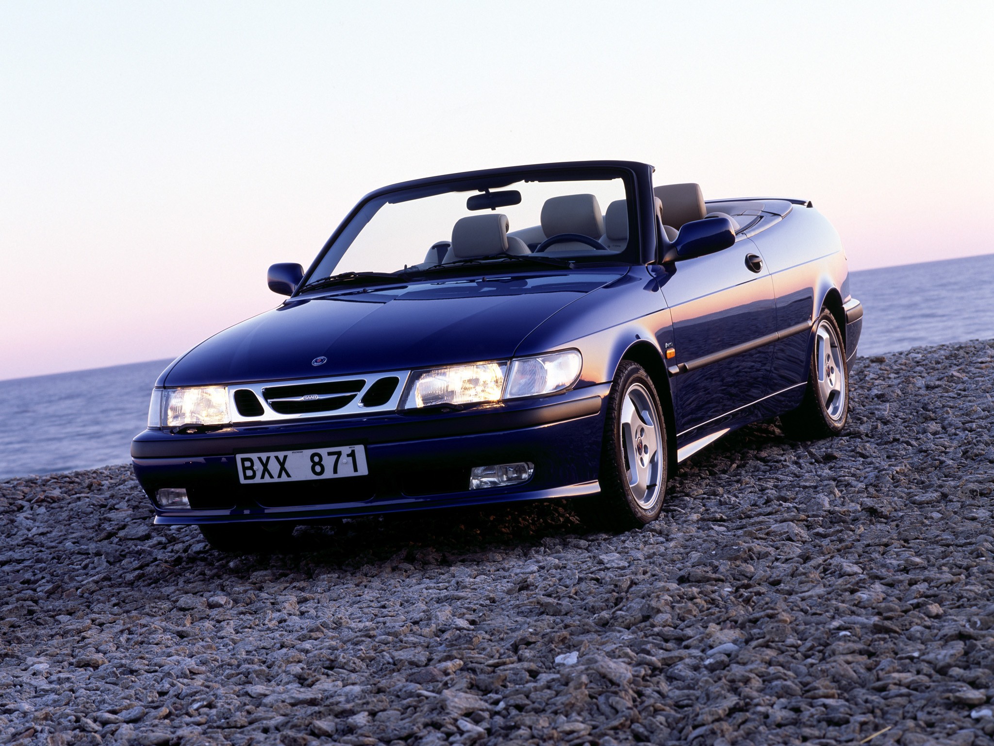 Saab 9-3 Convertible photo 17