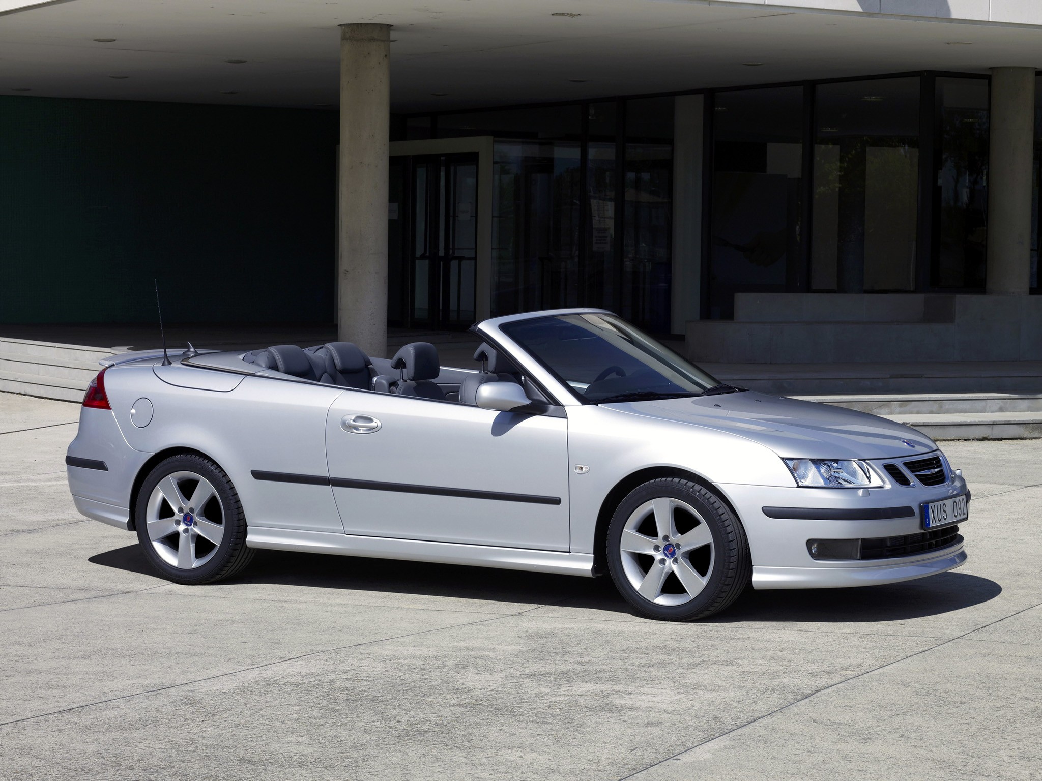 Saab 9-3 Convertible photo 21