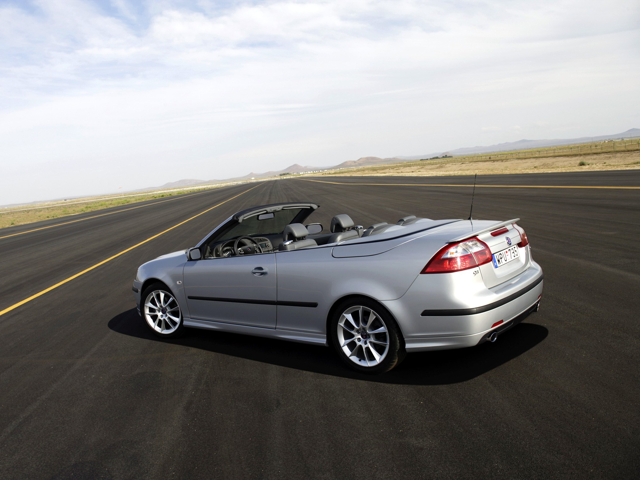 Saab 9-3 Convertible photo 29
