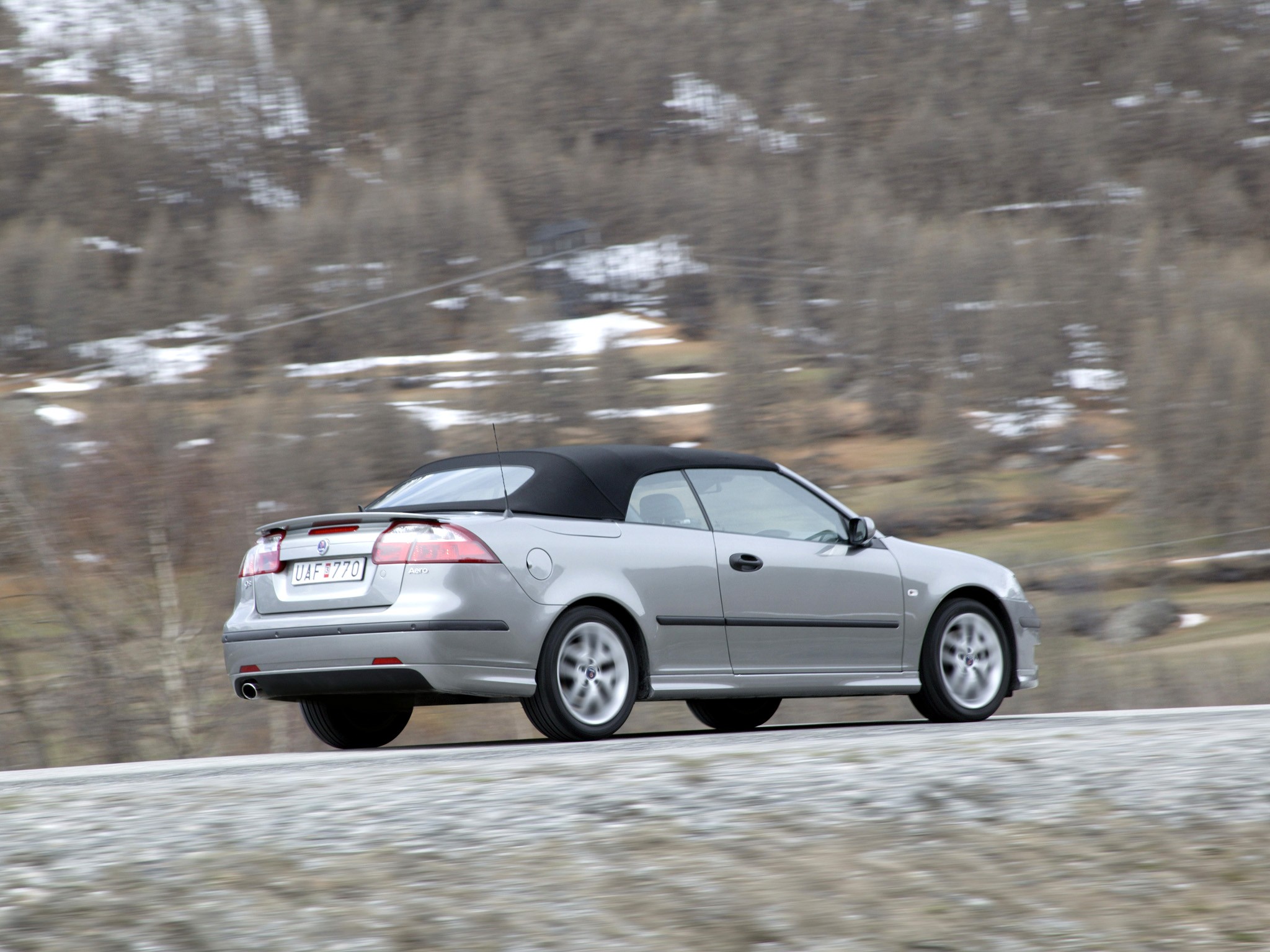 Saab 9-3 Convertible photo 36