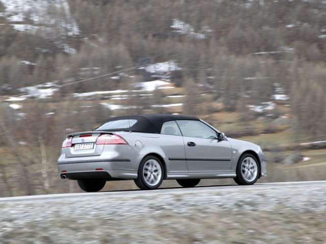 Saab 9-3 Convertible foto 36