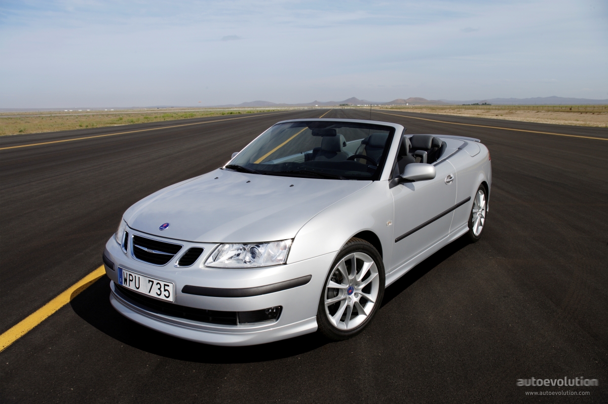 Saab 9-3 Convertible photo 3