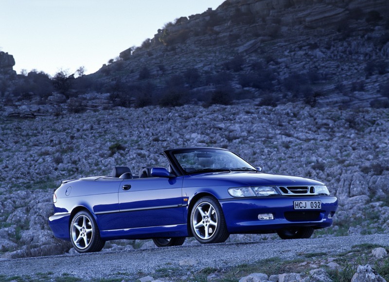 Saab 9-3 Convertible photo 10