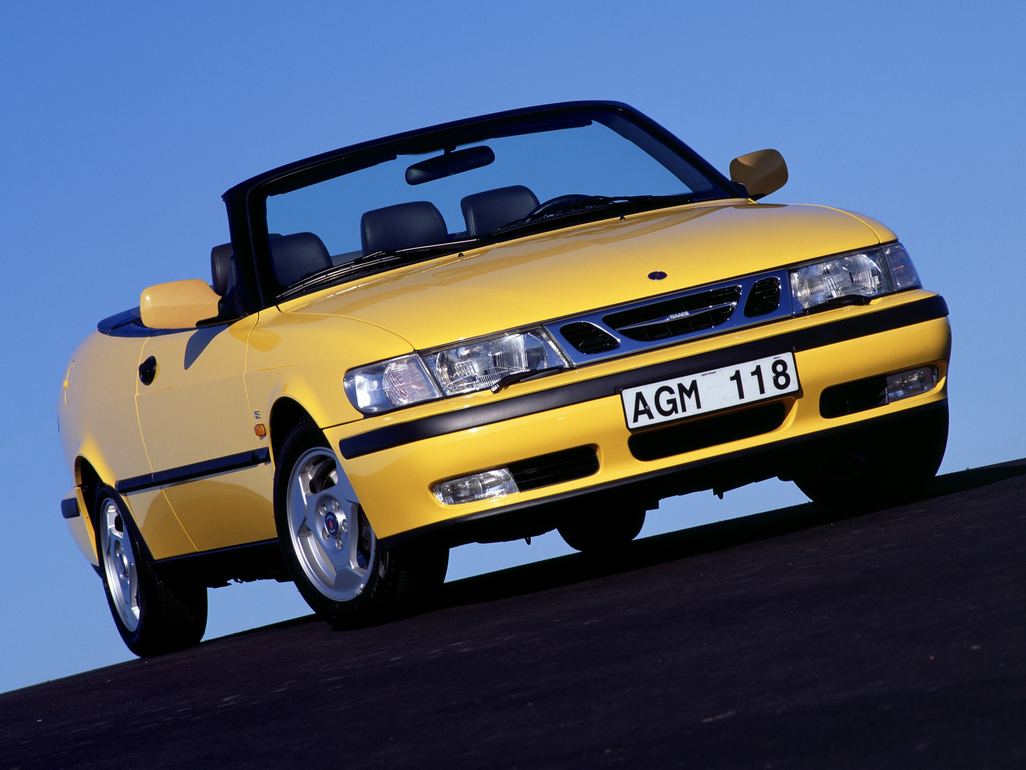 Saab 9-3 Convertible photo 30