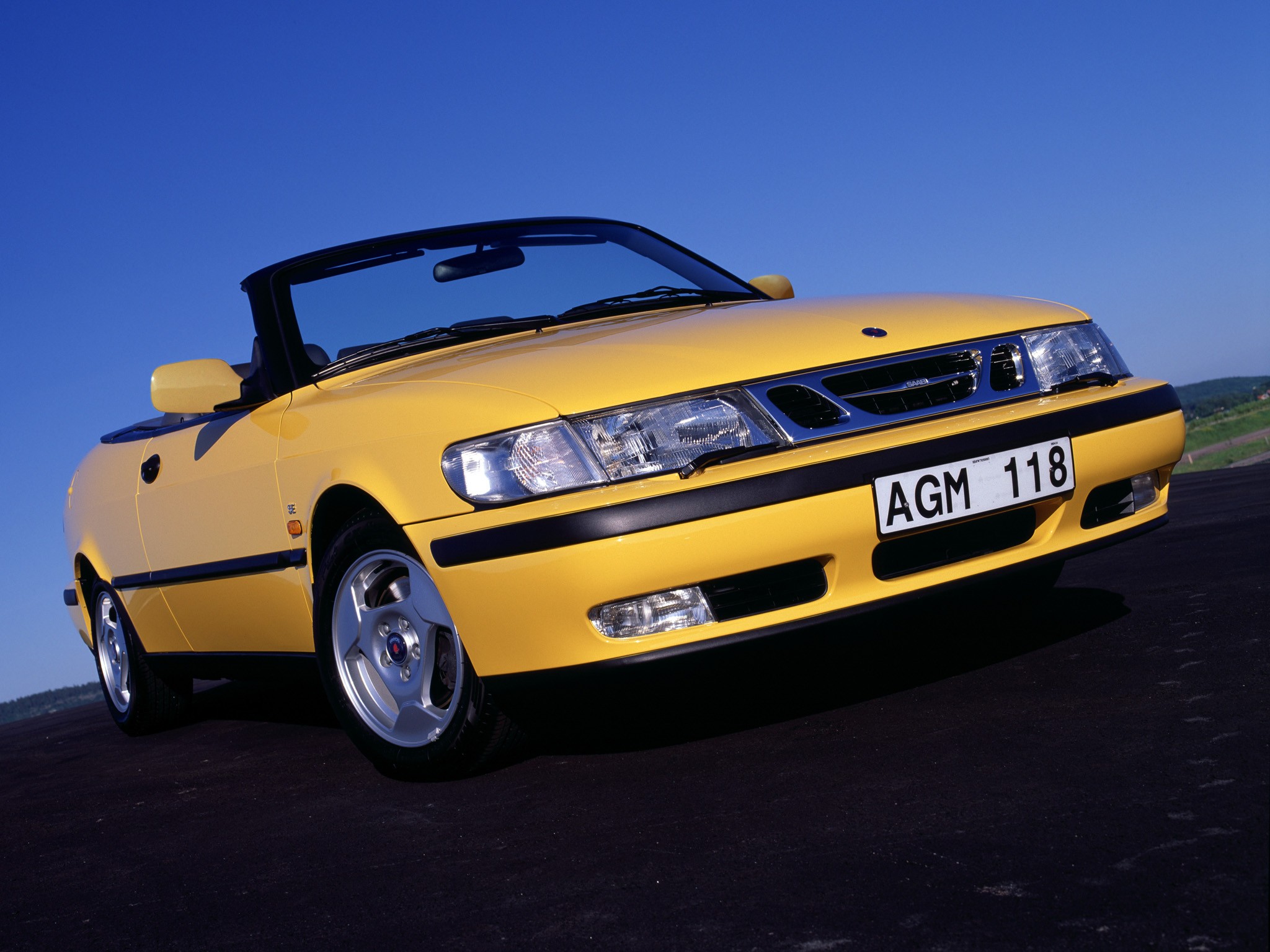 Saab 9-3 Convertible photo 33