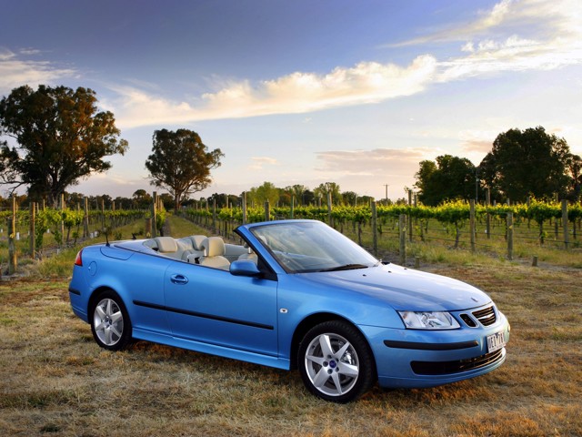 Saab 9-3 Convertible photo 14
