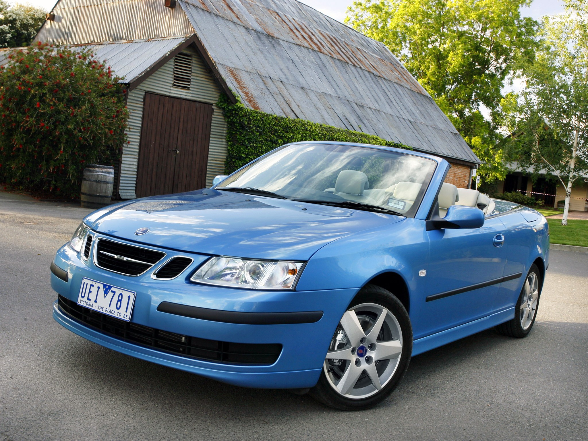Saab 9-3 Convertible photo 16
