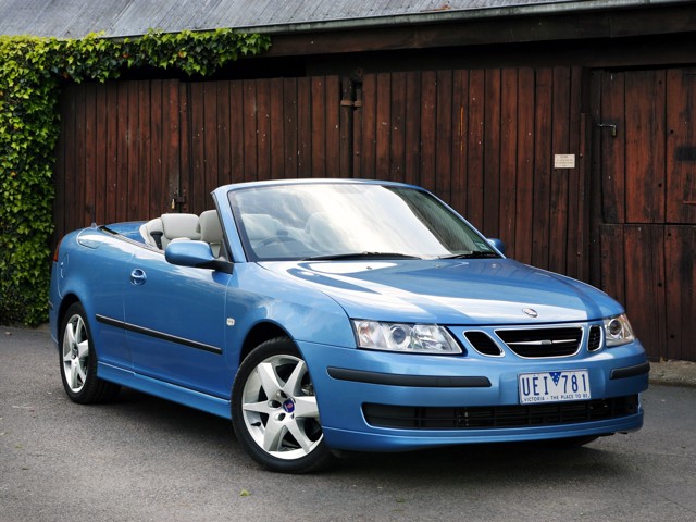 Saab 9-3 Convertible photo 17