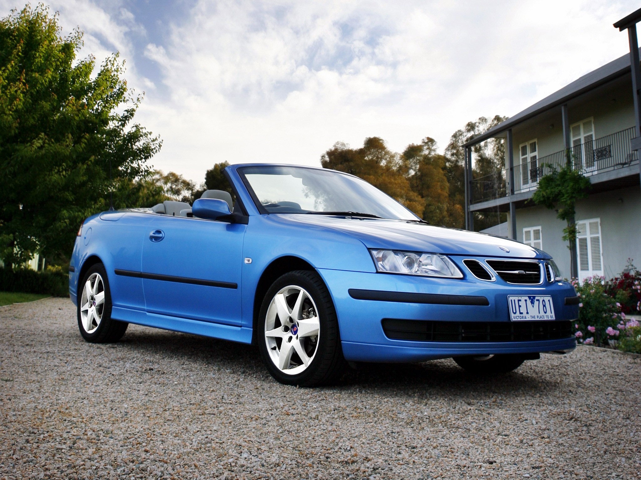 Saab 9-3 Convertible photo 18