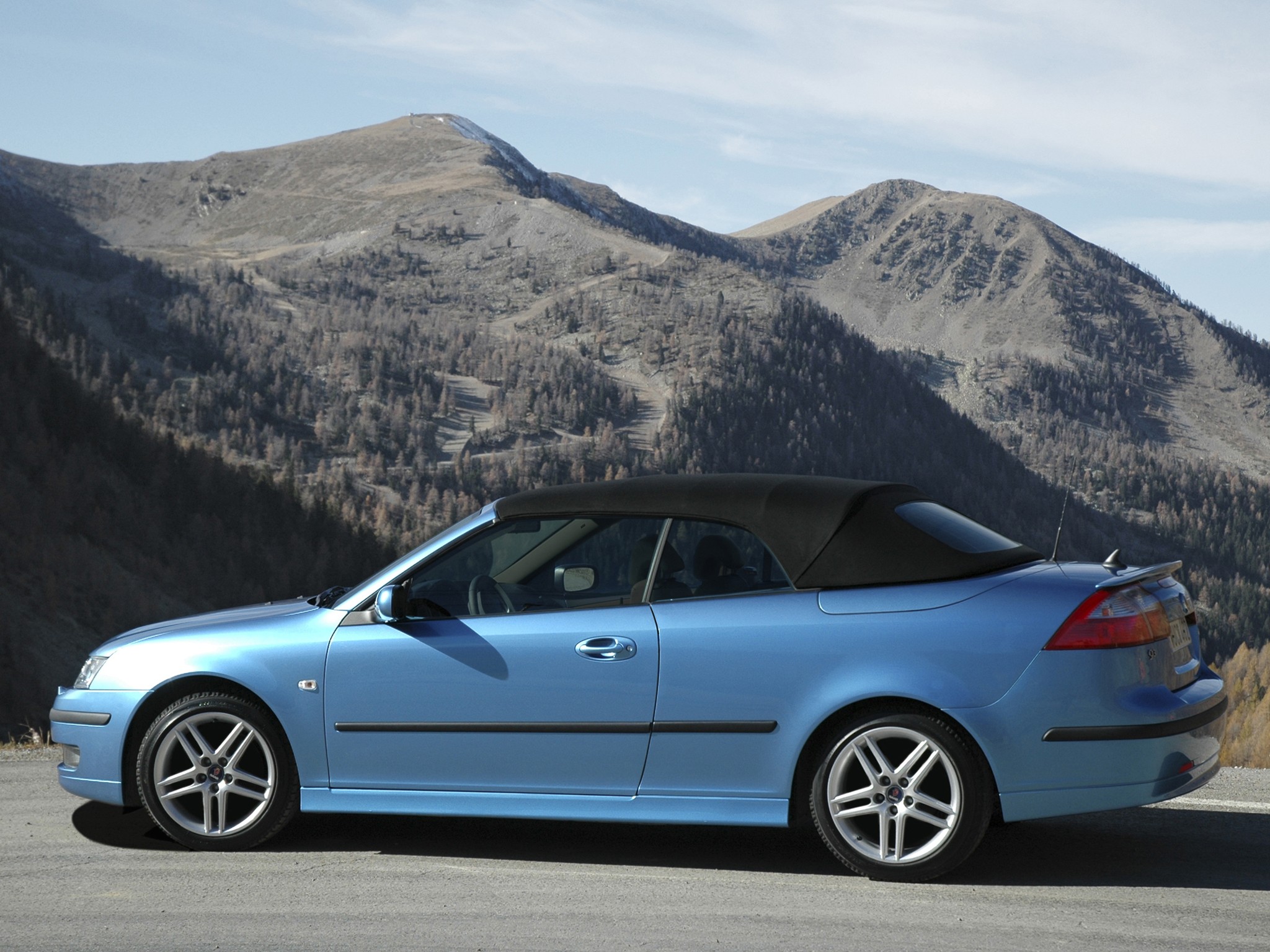 Saab 9-3 Convertible photo 25