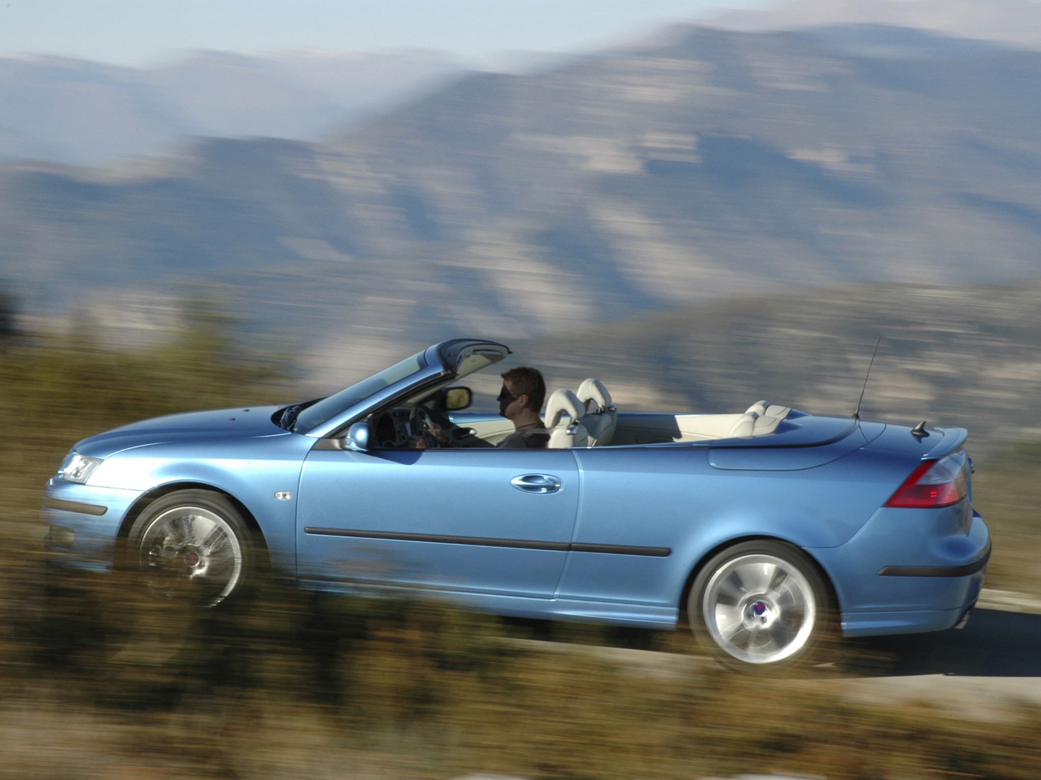 Saab 9-3 Convertible photo 30