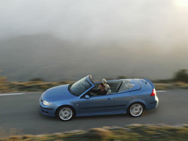 Saab 9-3 Convertible photo 31