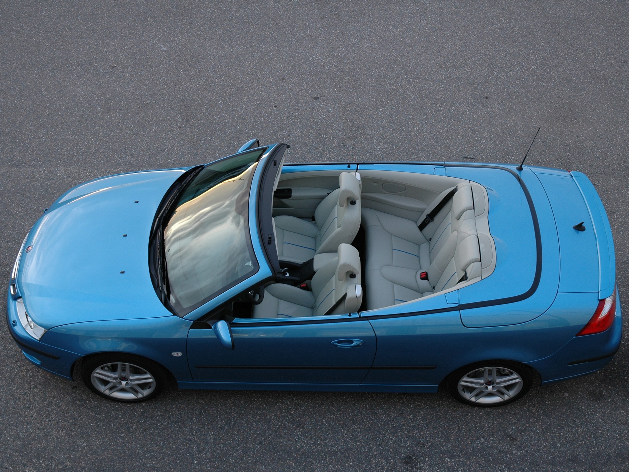 Saab 9-3 Convertible photo 38