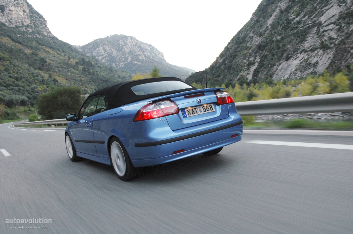 Saab 9-3 Convertible photo 3