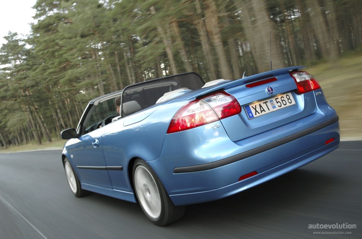 Saab 9-3 Convertible photo 4
