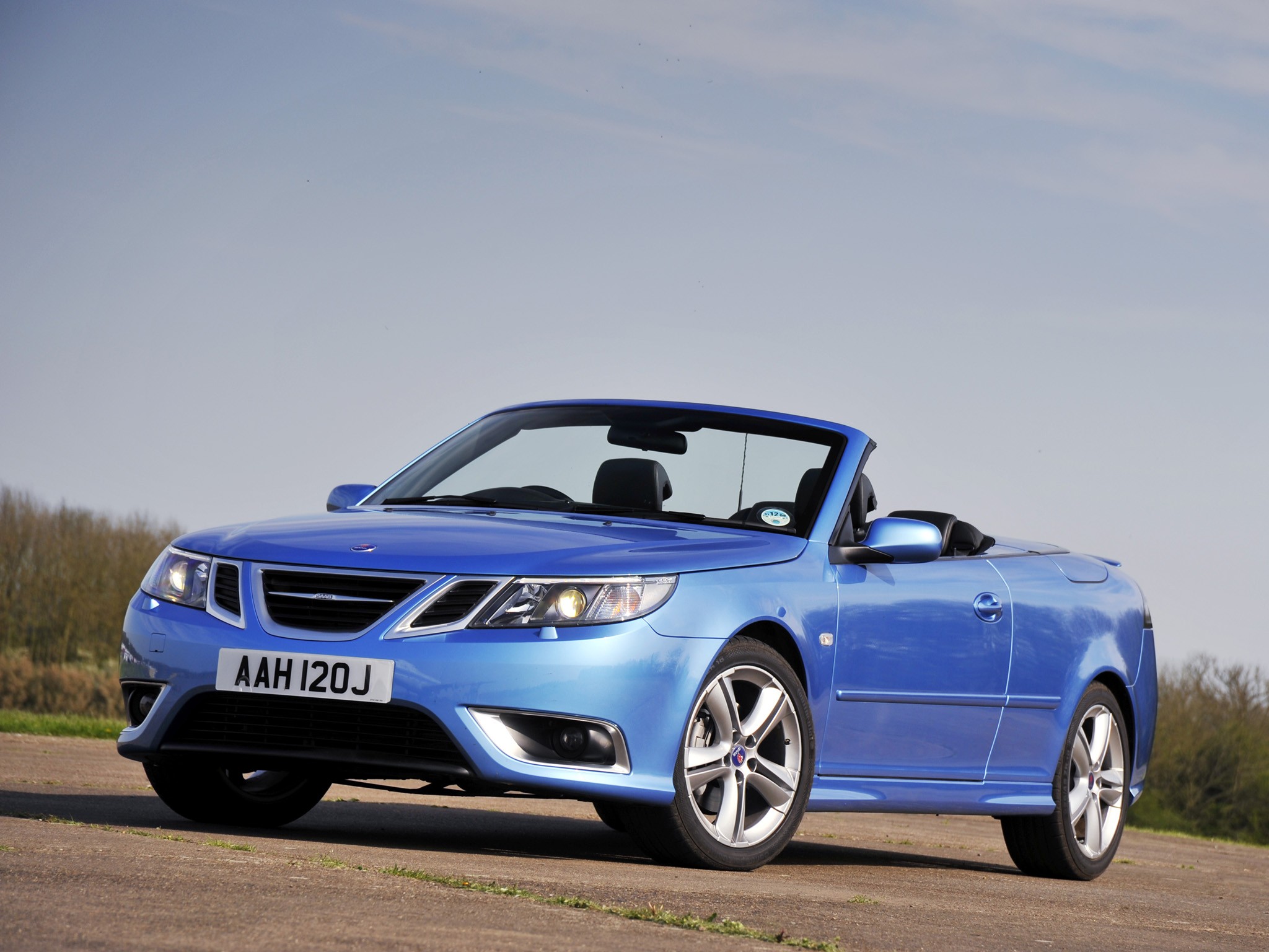 Saab 9-3 Convertible photo 24