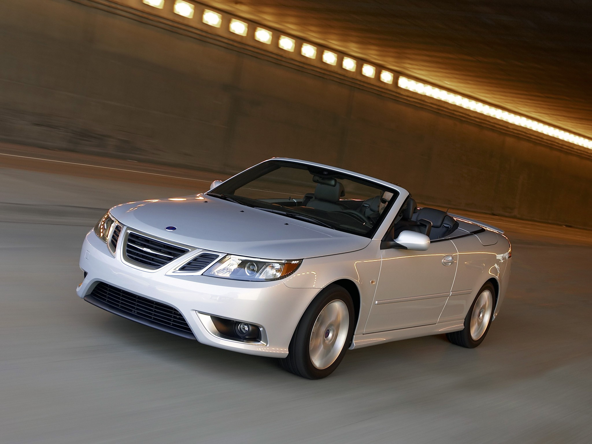 Saab 9-3 Convertible photo 32