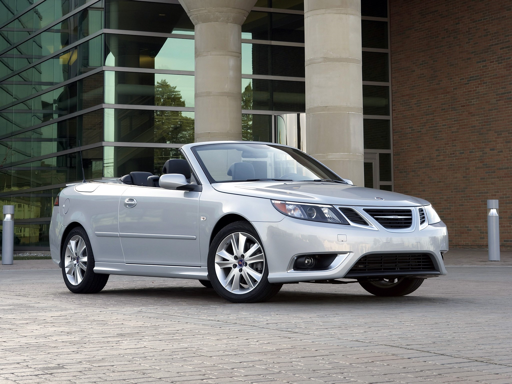 Saab 9-3 Convertible photo 33