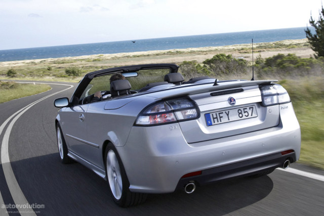 Saab 9-3 Convertible photo 6