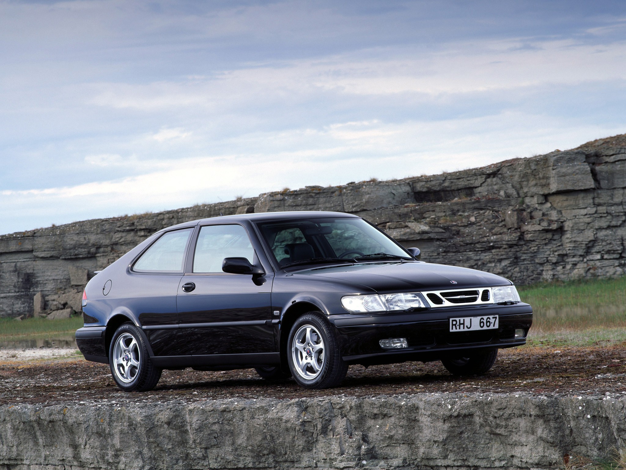 Saab 9-3 Coupe photo 21