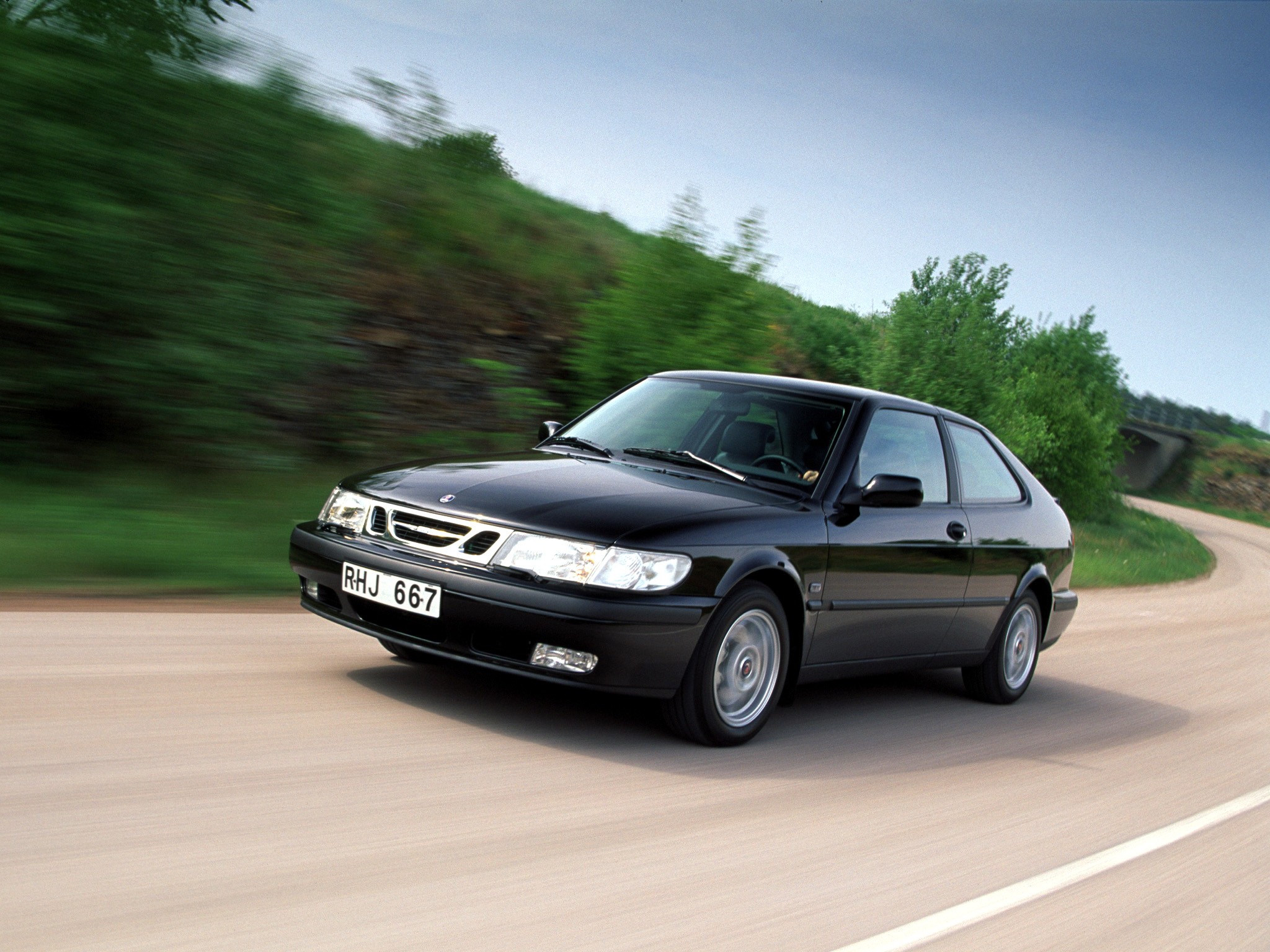 Saab 9-3 Coupe photo 24