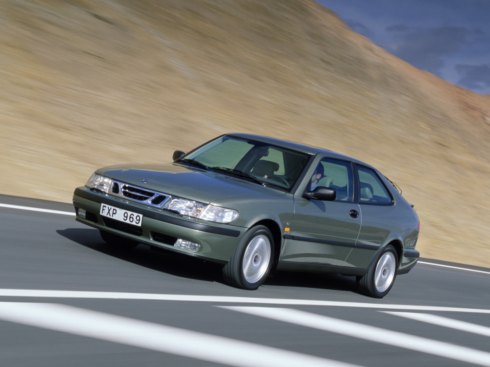 Saab 9-3 Coupe photo 28
