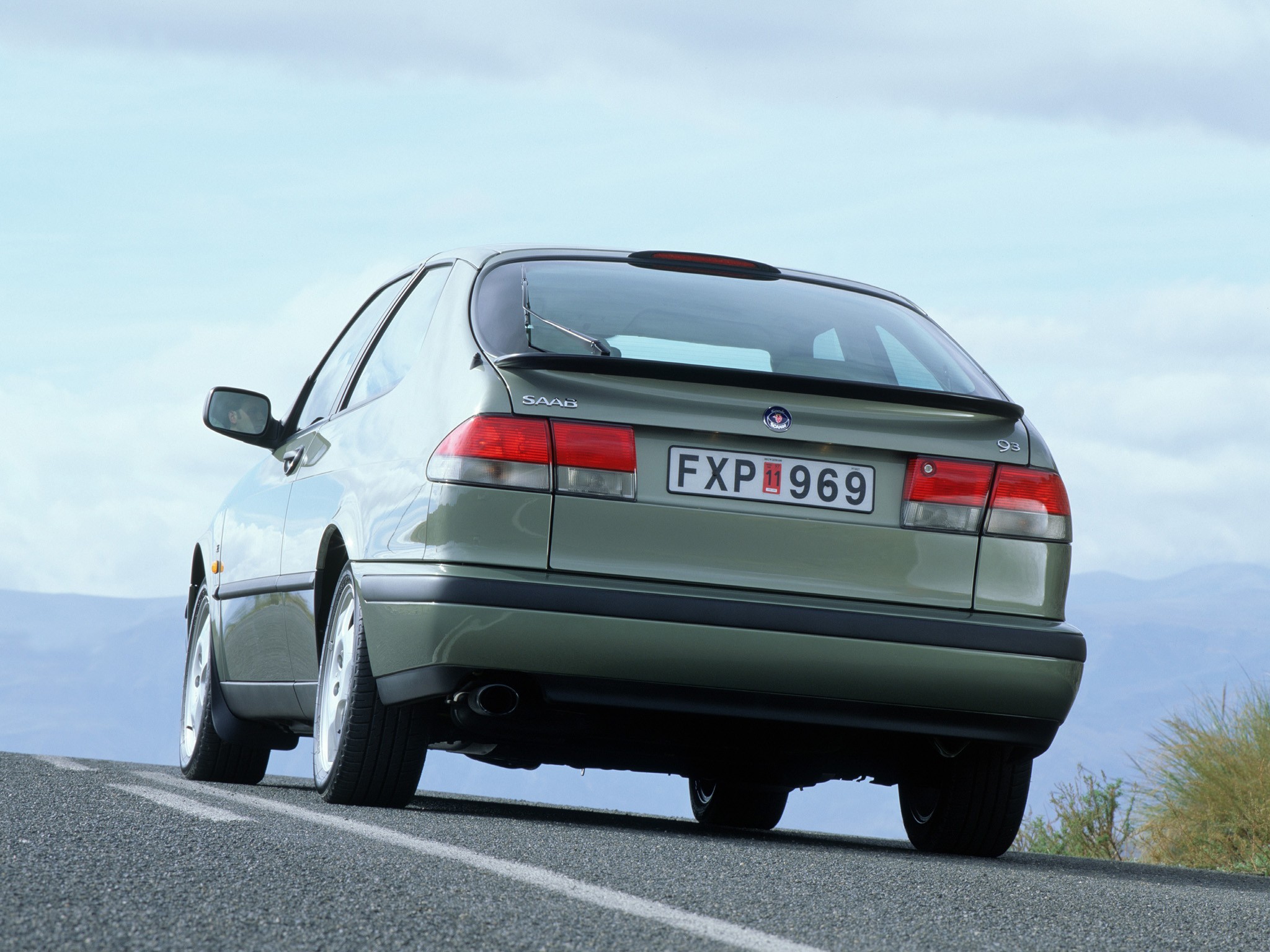 Saab 9-3 Coupe photo 31