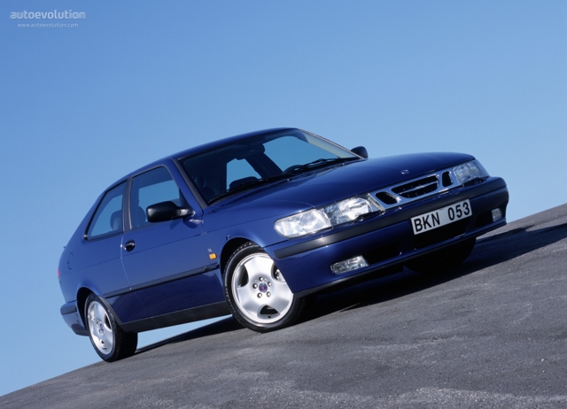 Saab 9-3 Coupe photo 4