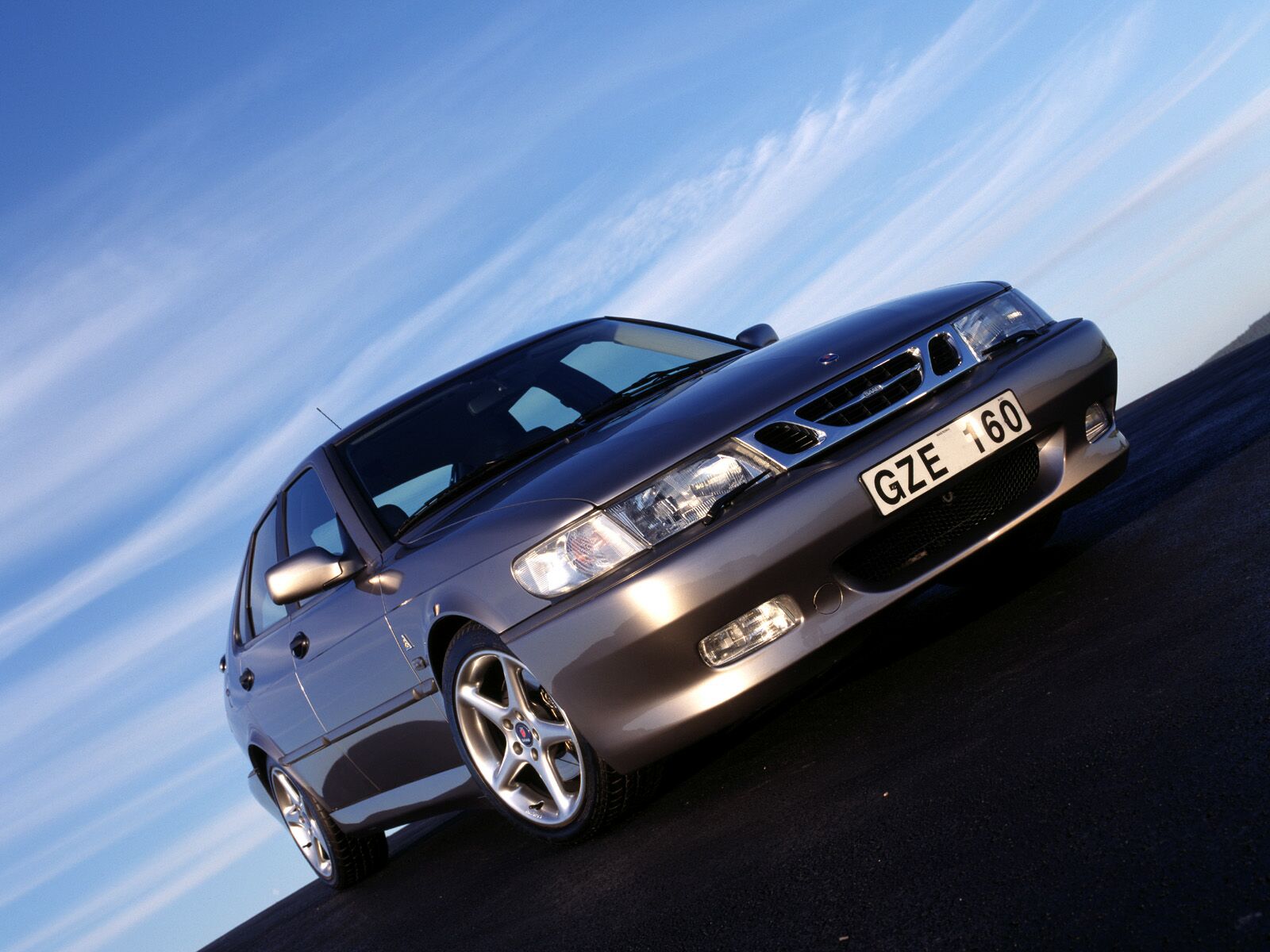Saab 9-3 Sport Sedan photo 8