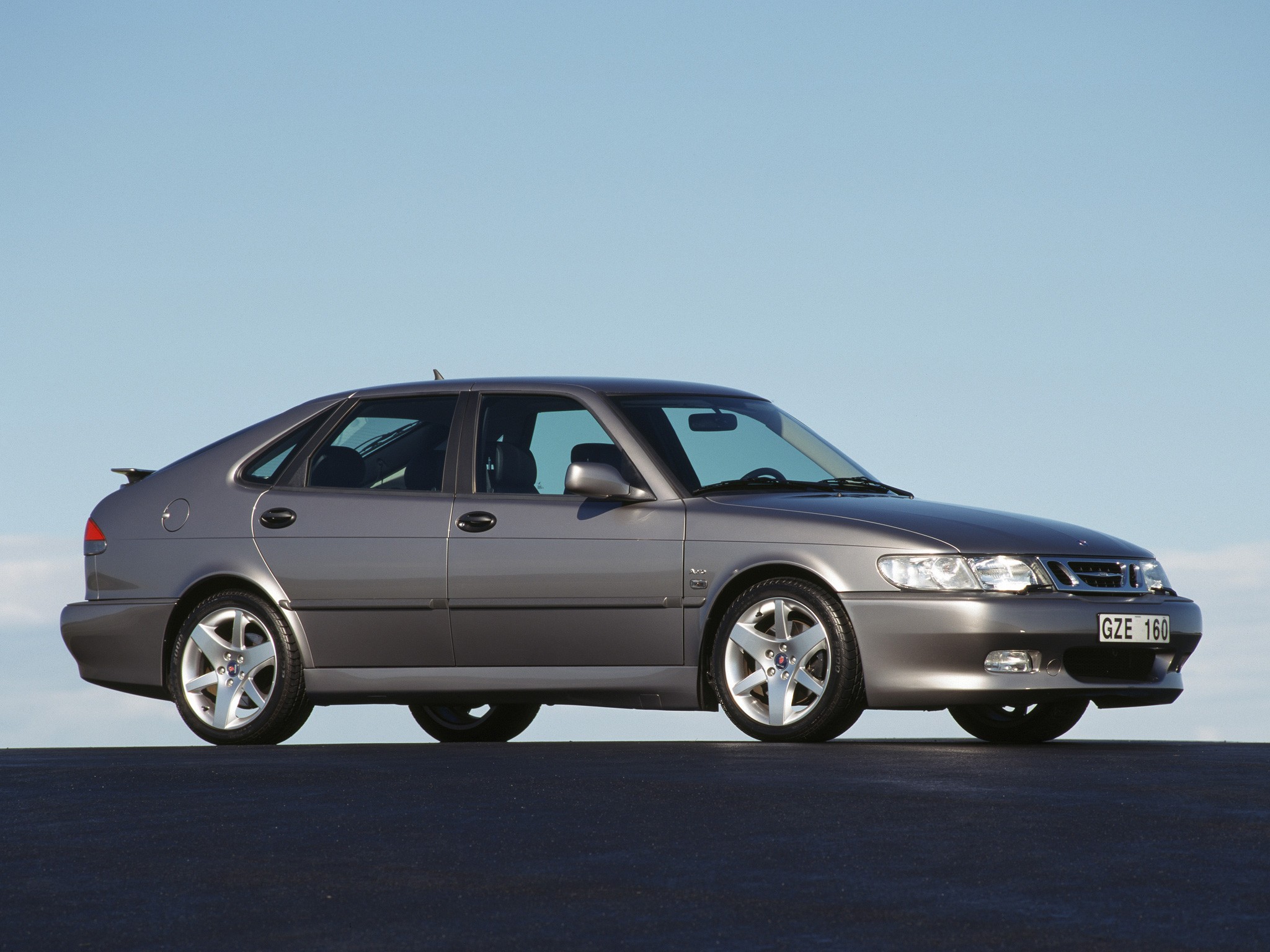Saab 9-3 Sport Sedan photo 12