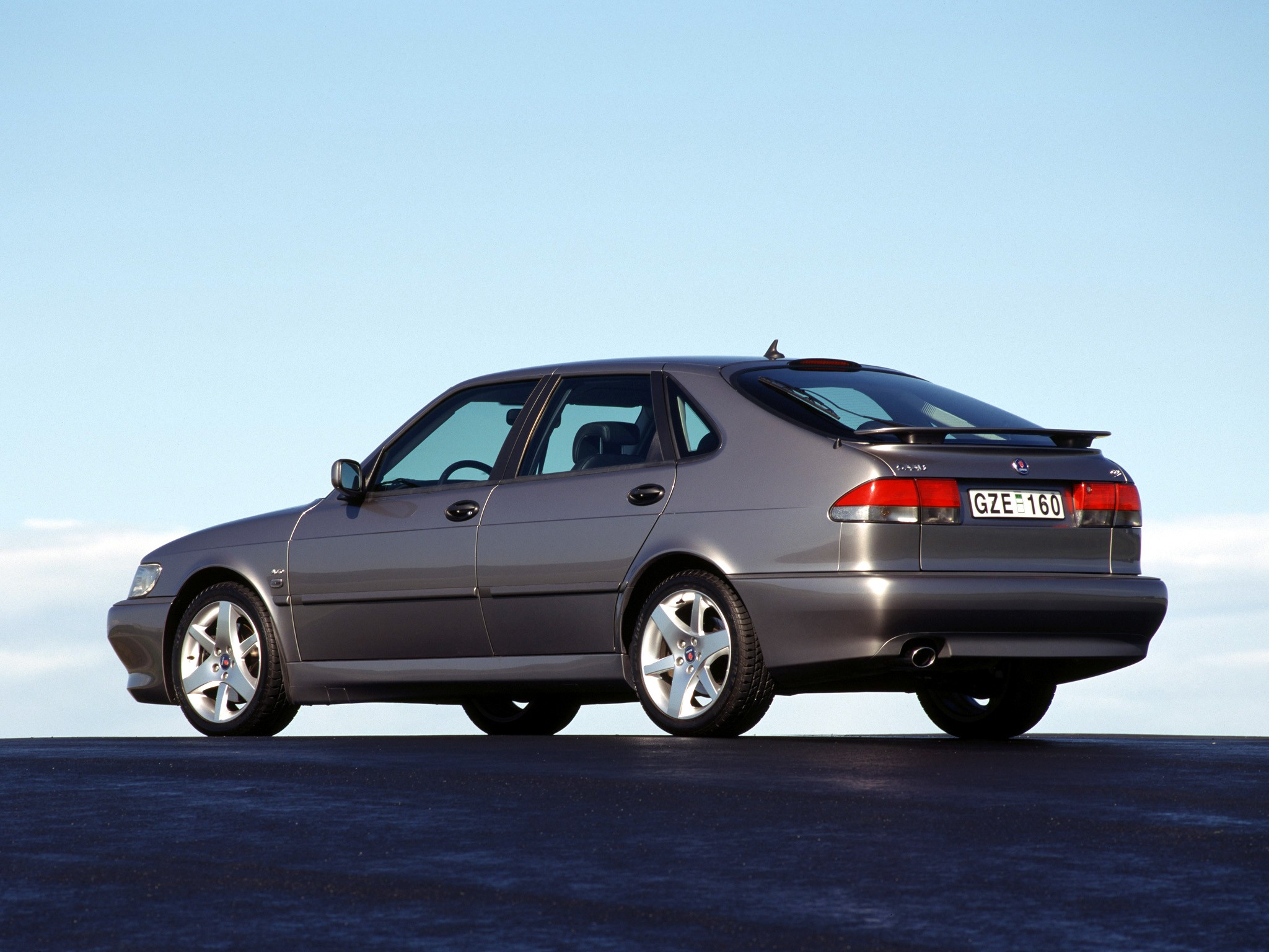 Saab 9-3 Sport Sedan photo 16