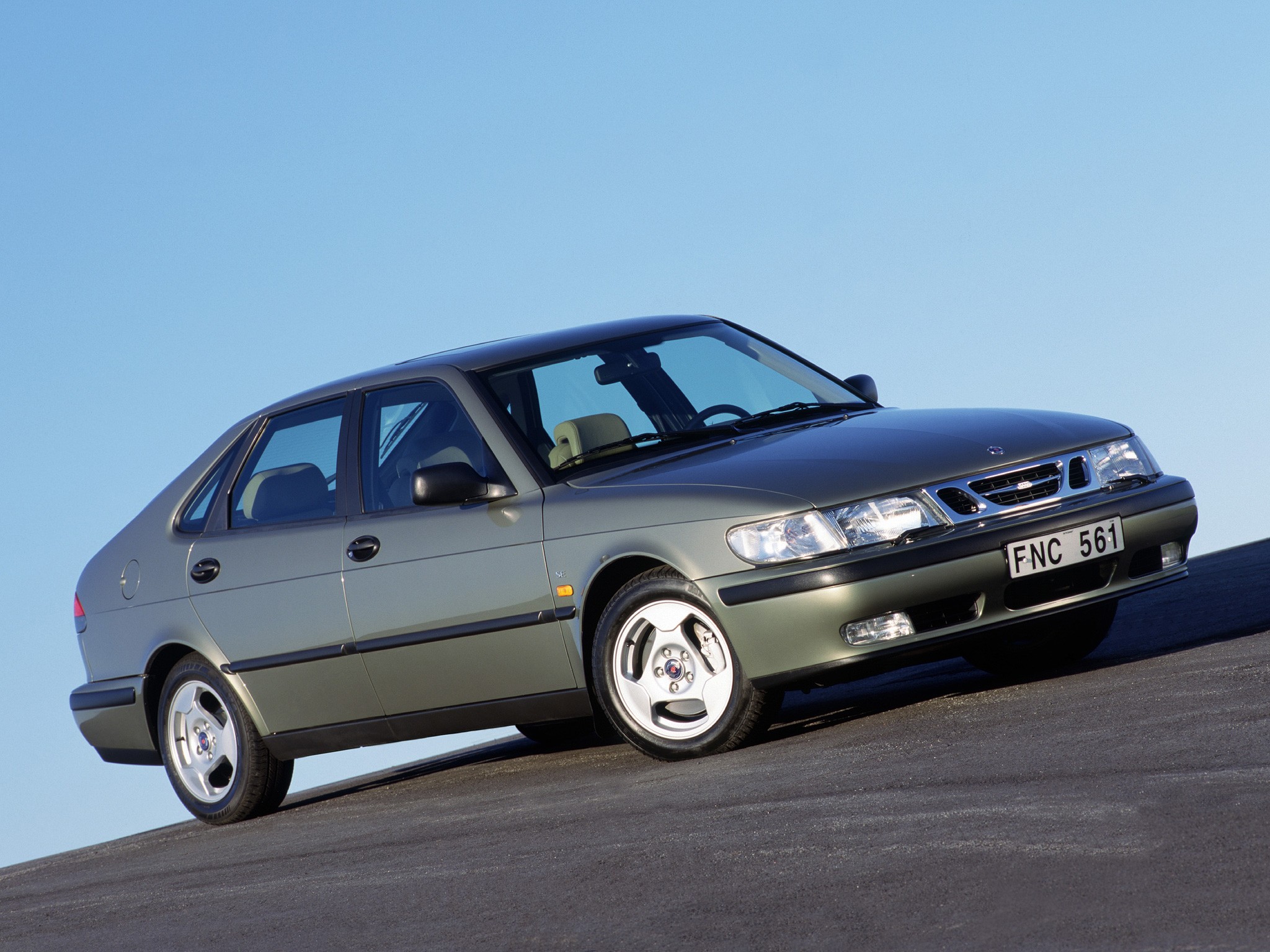 Saab 9-3 Sport Sedan photo 38