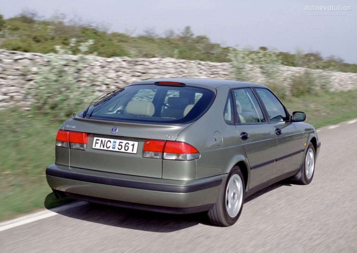 Saab 9-3 Sport Sedan photo 4