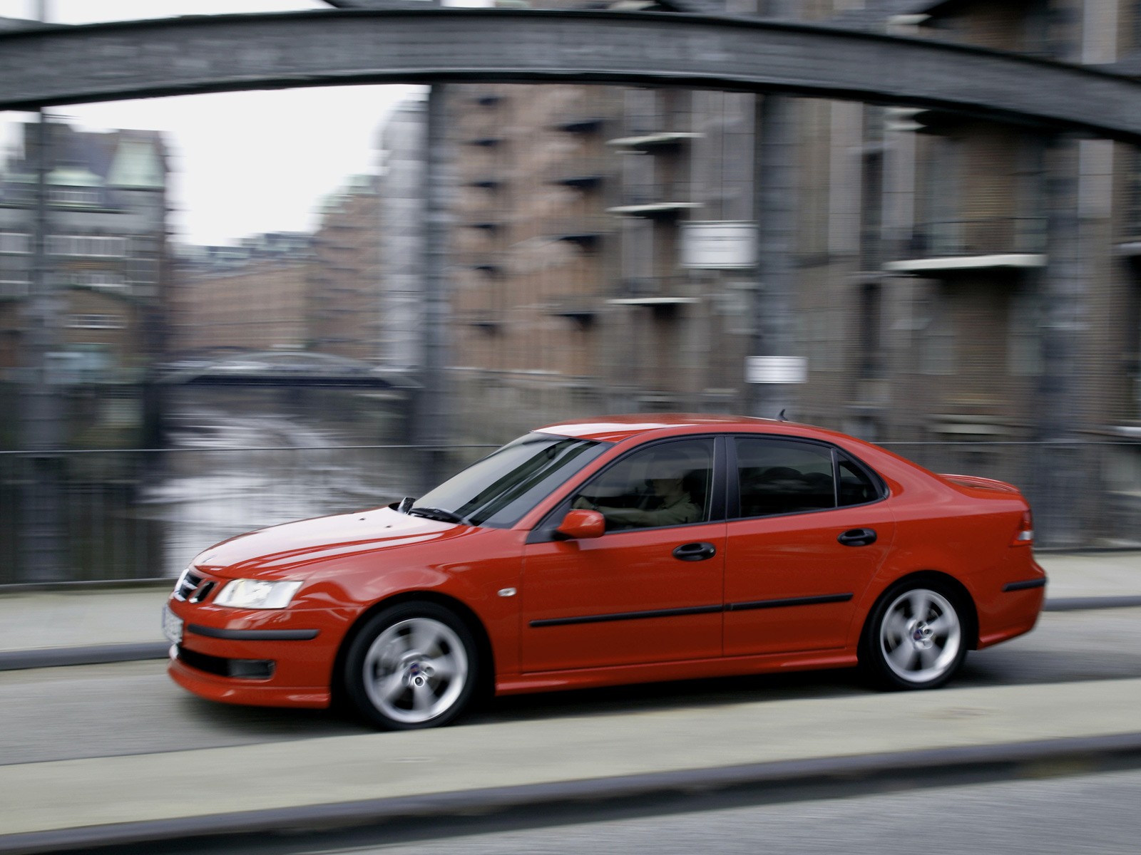 Saab 9-3 Sport Sedan photo 31