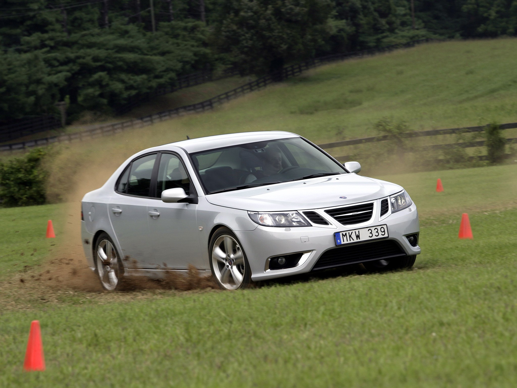 Saab 9-3 Sport Sedan photo 33