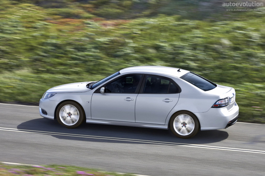 Saab 9-3 Sport Sedan photo 2