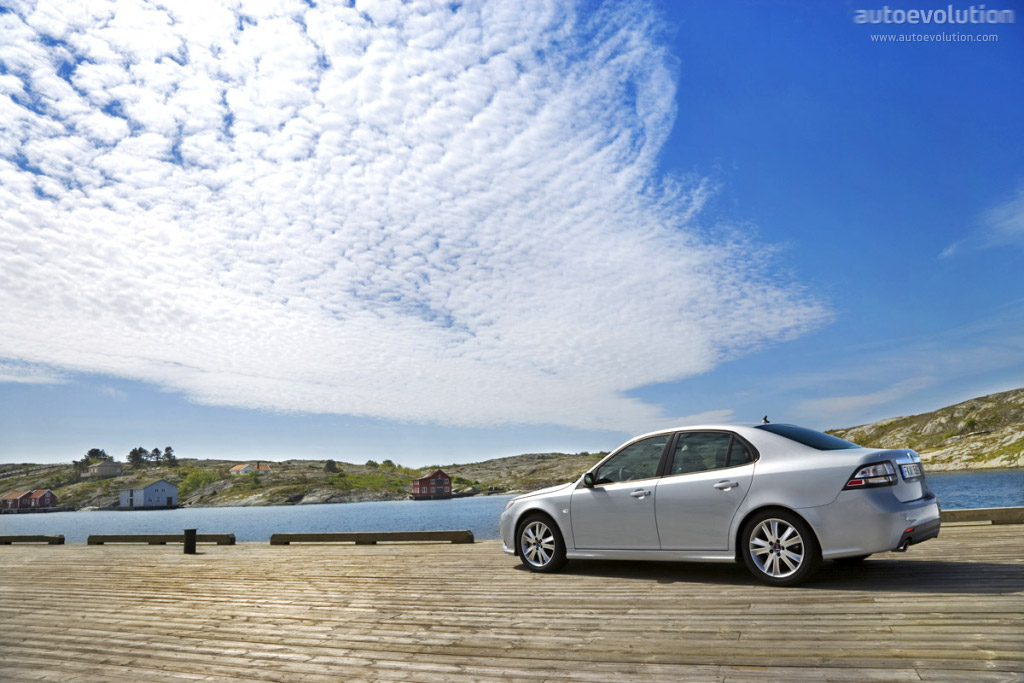 Saab 9-3 Sport Sedan photo 4