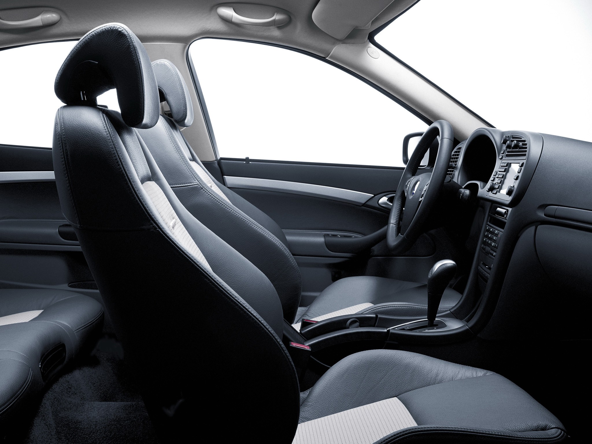 Saab 9-3 Sport Sedan photo 34