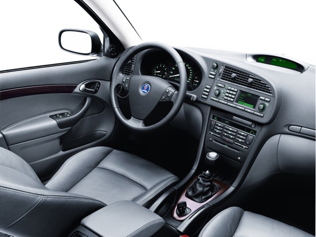 Saab 9-3 Sport Sedan photo 36