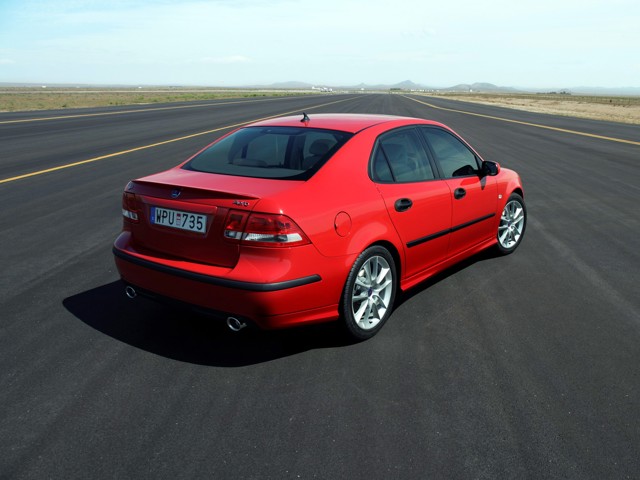 Saab 9-3 Sport Sedan photo 23