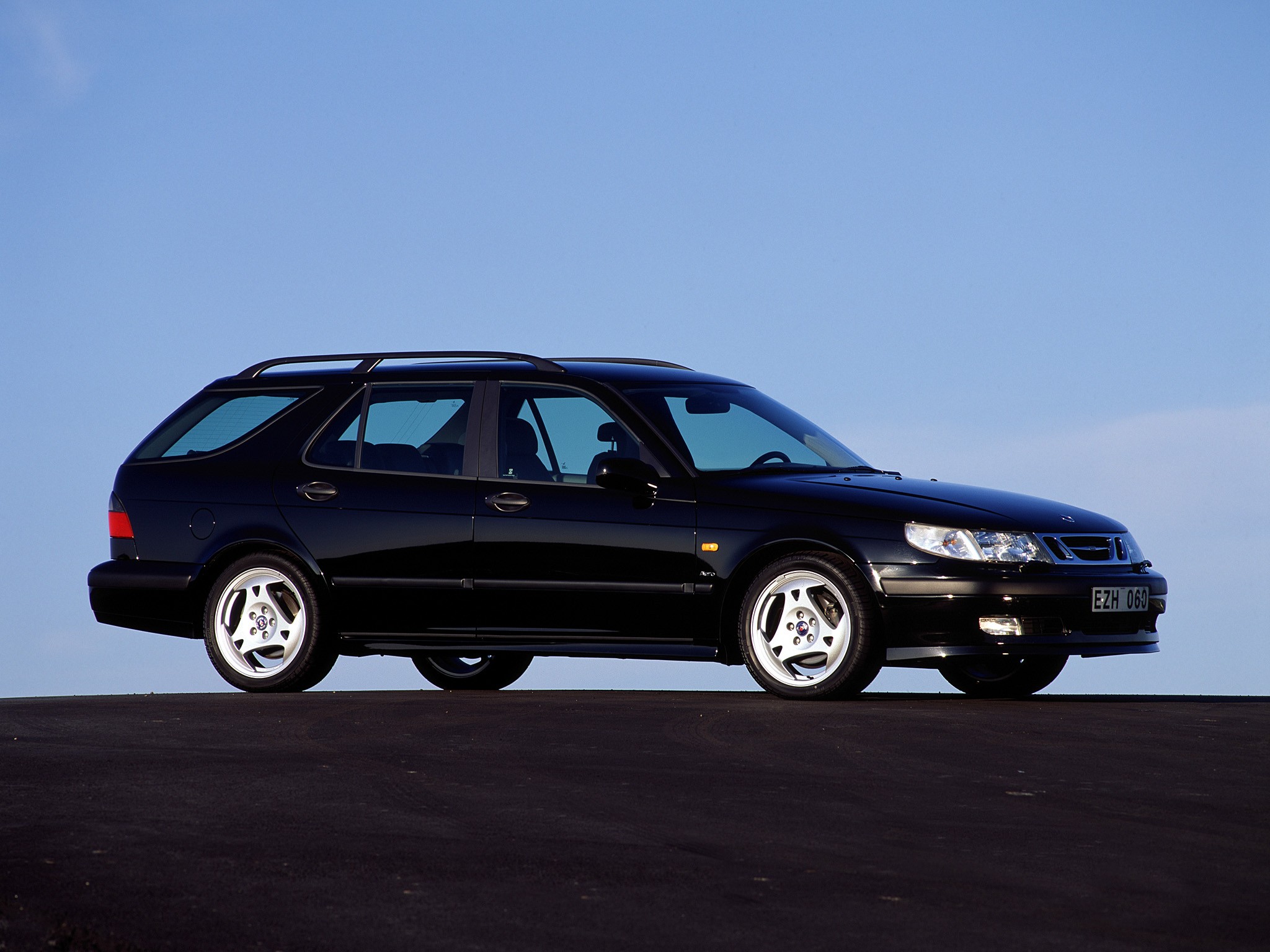 Saab 9-5 Sportcombi photo 2