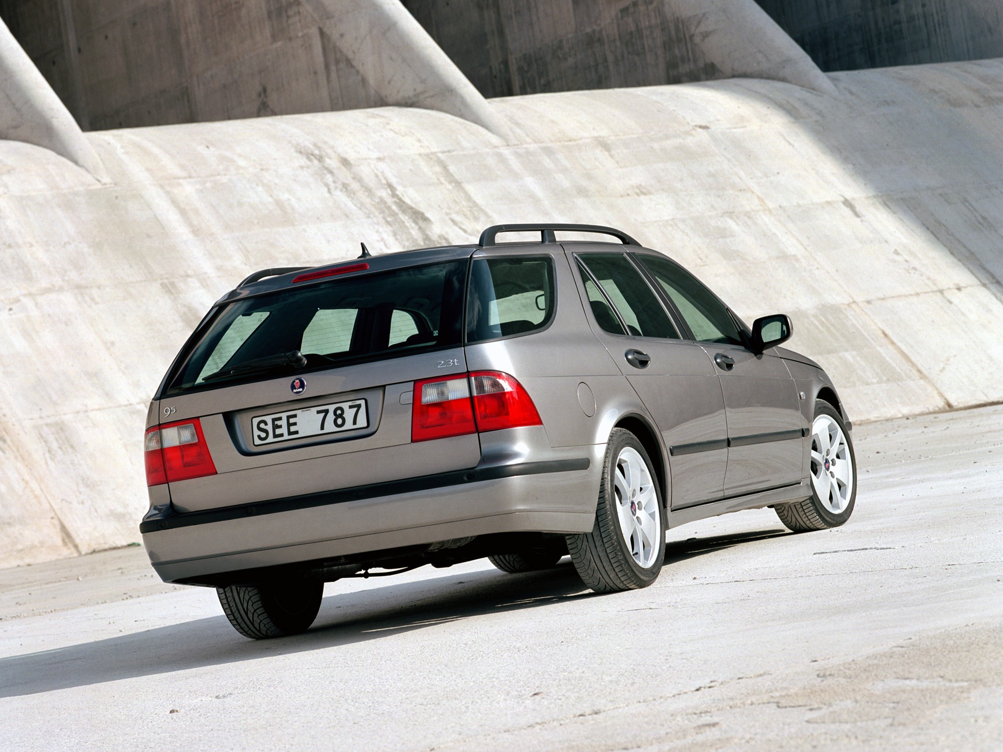 Saab 9-5 Sportcombi photo 8