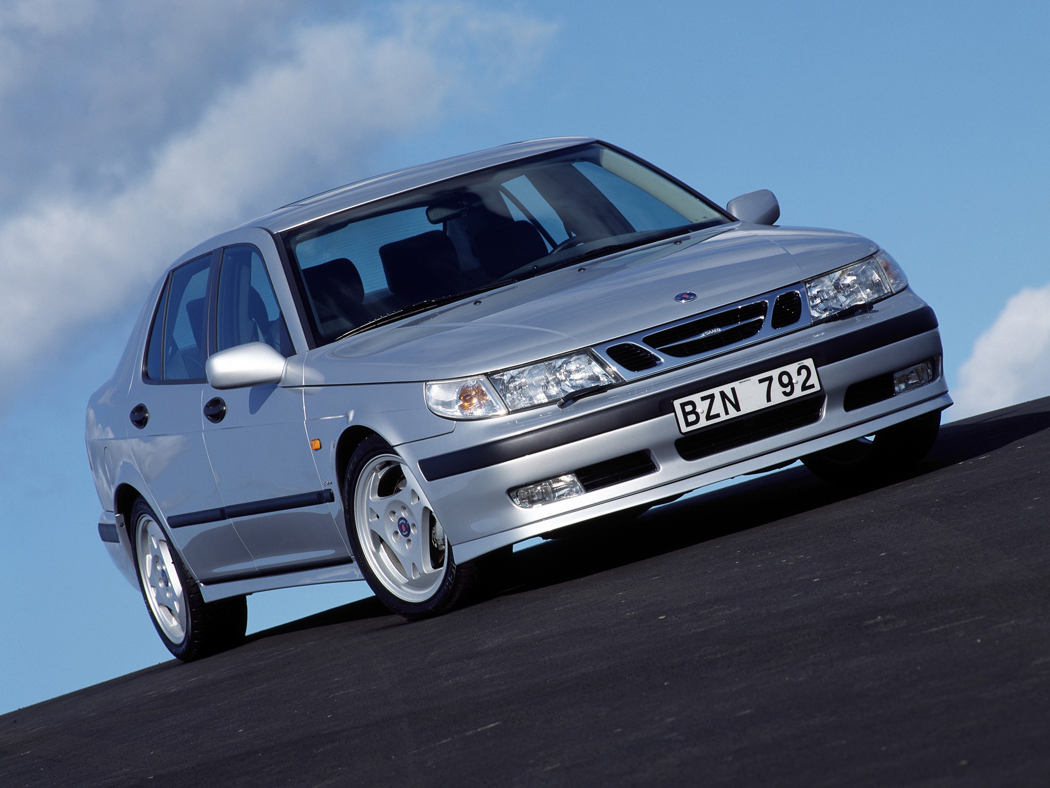 Saab 9-5 photo 9