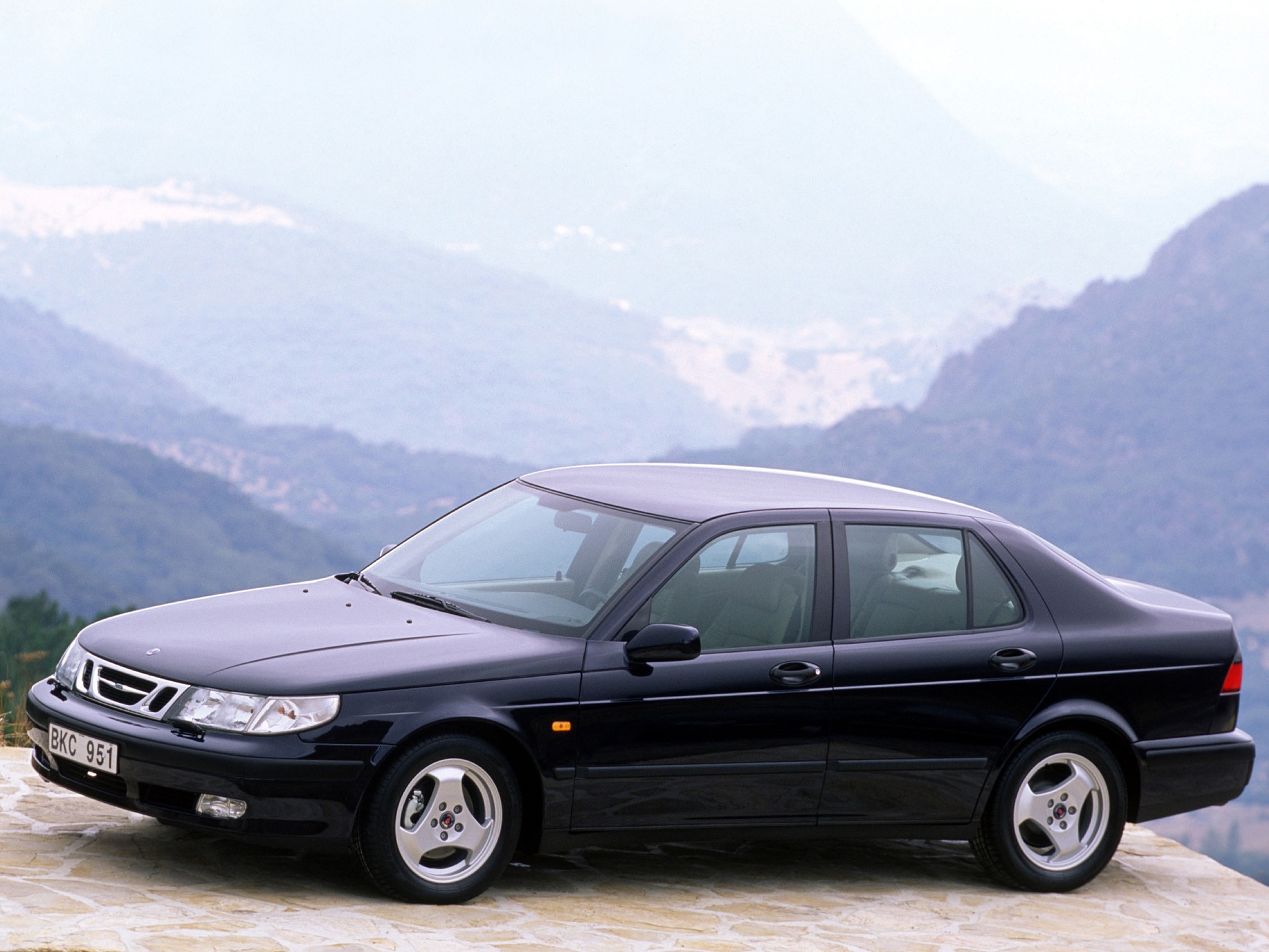Saab 9-5 photo 34